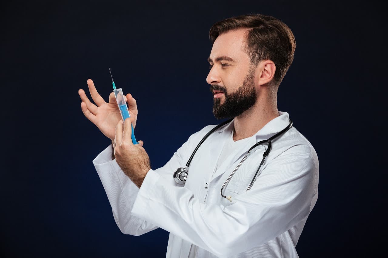 Sermorelin Injections: Benefits, Uses & How They Work